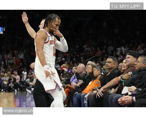 浓眉小试牛刀上半场表现抢眼贡献7分7篮板2盖帽展现强大实力